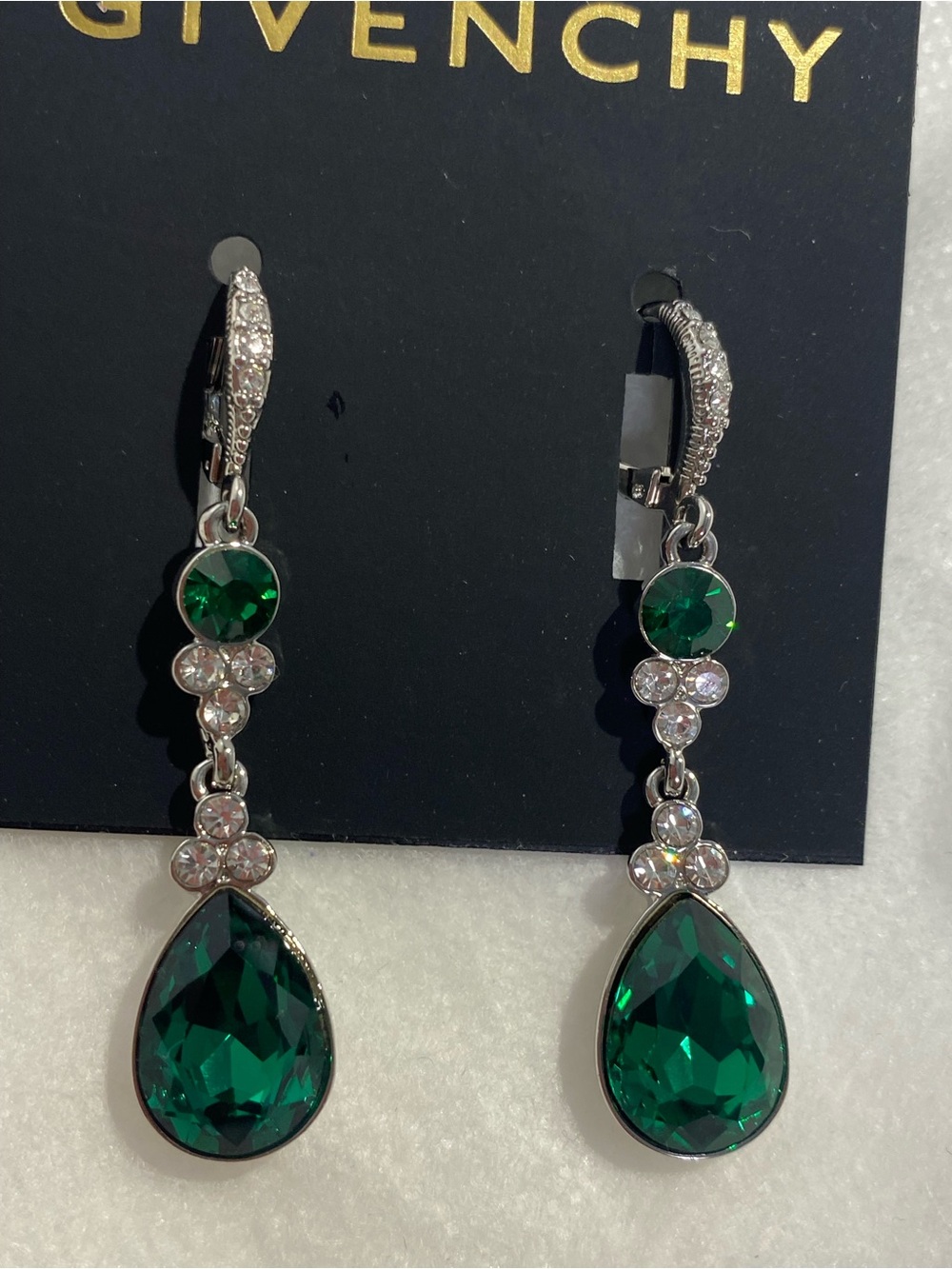Givenchy earrings - Picture 1 of 7